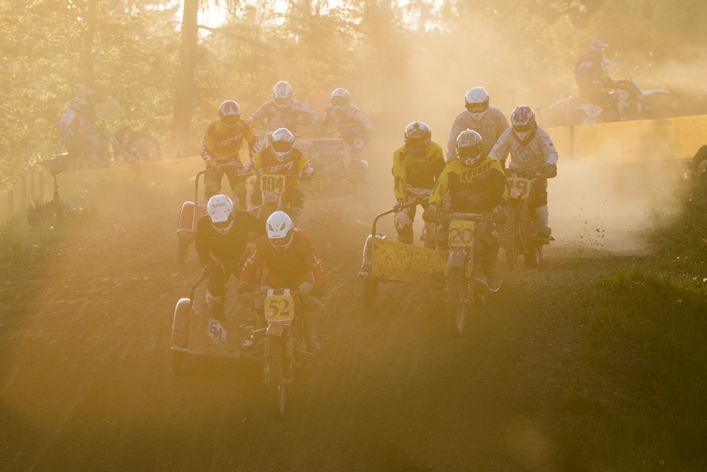Flutlicht-Motocross Kleinhau