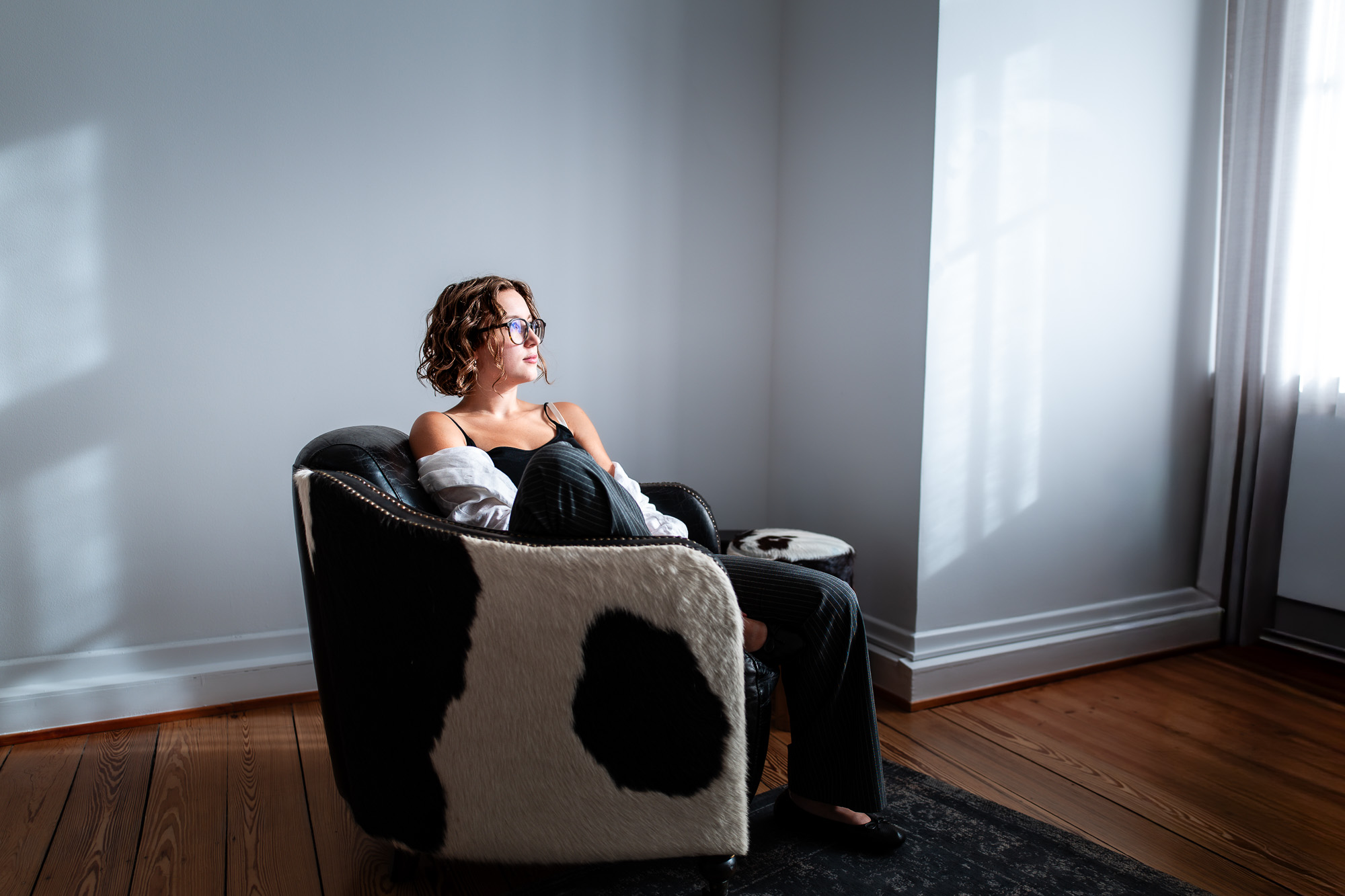 Jula im Wohnzimmeratelier